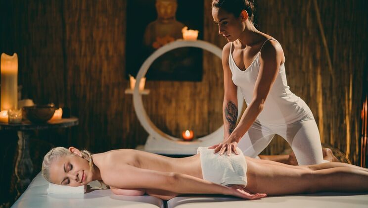 [MassageRooms] - Julia Parker and Lexi Dona's Erotic Play - Julia Parker - Lexi Dona