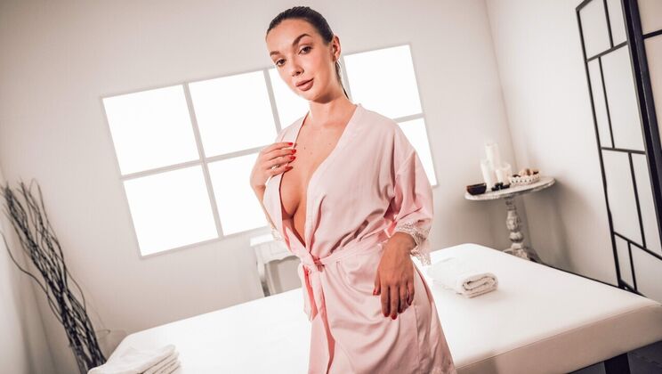 Kissing and Cum on Tits with Czech Girl