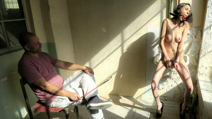 Submissive Ashley Ocean in Action