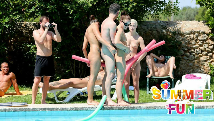 [SummerSinners] - FFM Threesome Fucking by the Pool - Chrissy Fox - Blanche Bradburry