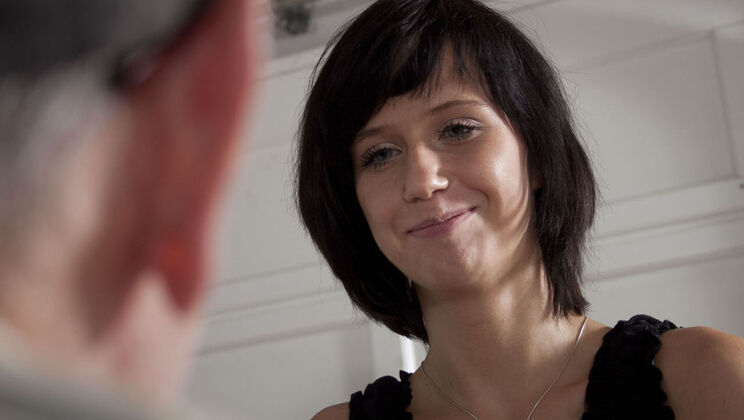 Brunette Denia Sucks and Swallows