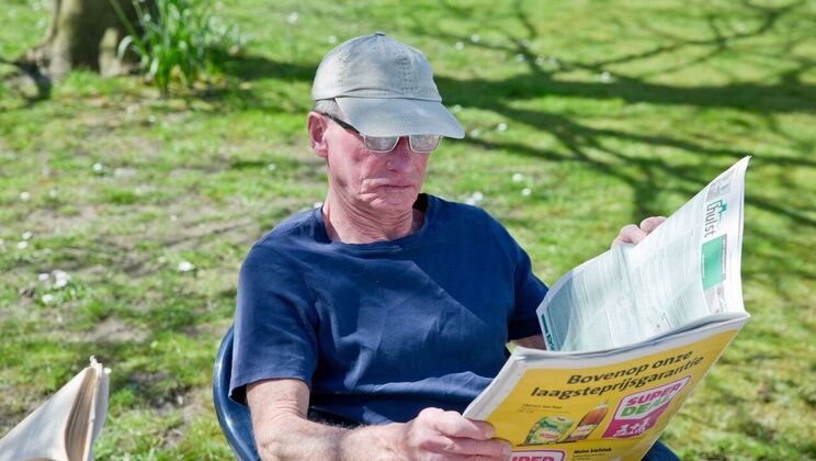 [Oldje] - Blonde Gets Gangbanged and Cum Swallowed