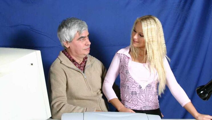 [Oldje] - Blonde Girl Deepthroat Fun