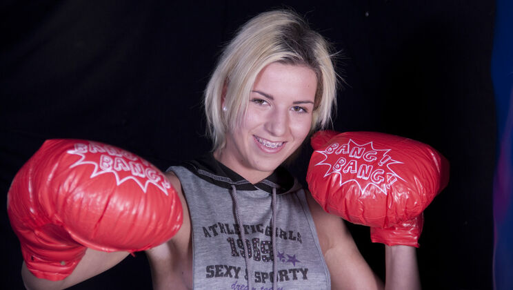 [Oldje] - Doggystyle Fuck with Pierced Pussy - Hugh - Gabrielle Hell