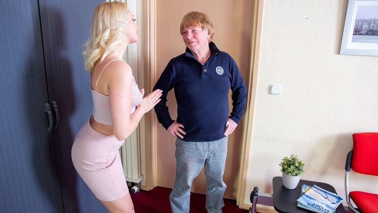 [Oldje] - Private Facial with Felix and Marilyn - Felix - Marilyn Sugar