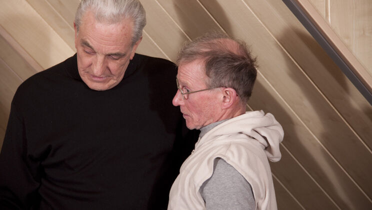 [Oldje] - Tiffany Fox and Her Partners in a Kissing Frenzy