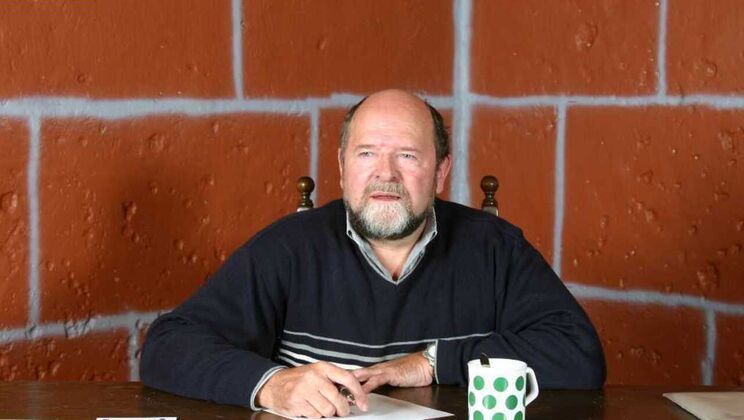 [Oldje] - Busty Natural Tits Girl Gets Down - Eugene - Rubin