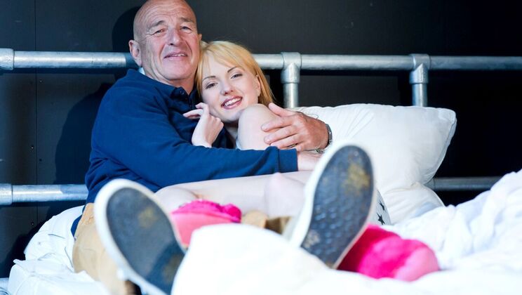 Doggystyle Dreams With Andy