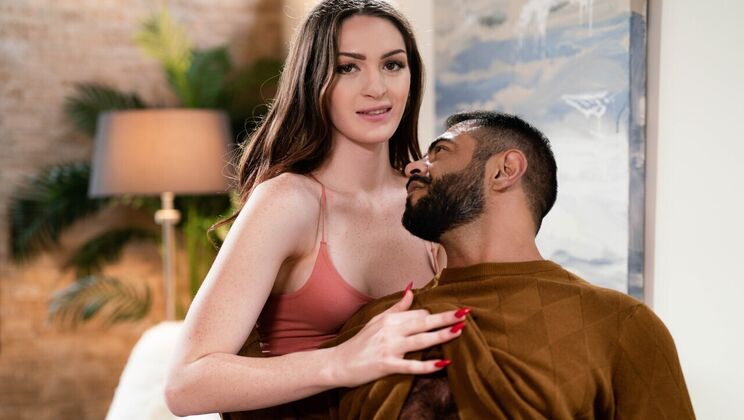Shemale Tori Easton Gets Naughty with Draven Navarro
