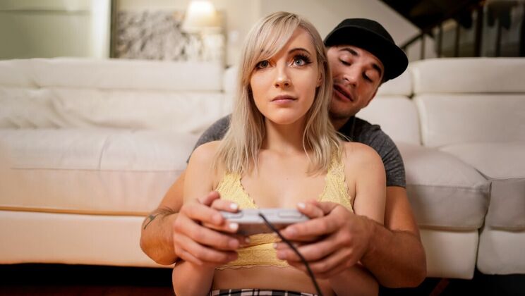 Nathan Bronson and Jamie Jett's Hot Session