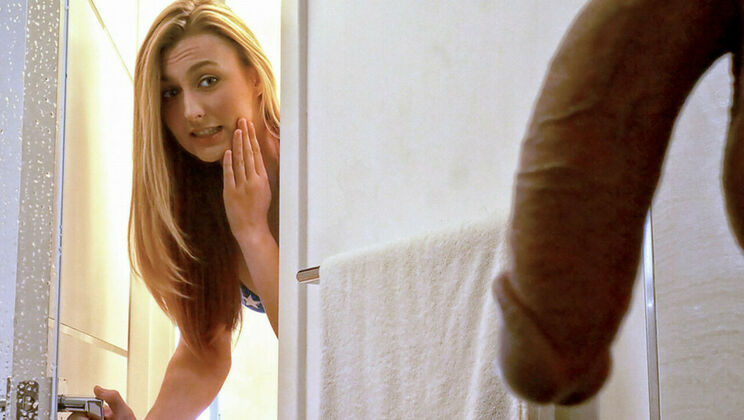 [SpyFam] - Stepbrother Fucks His Sexy Stepsis