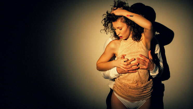 Hairy Pussy and Doggystyle Sex