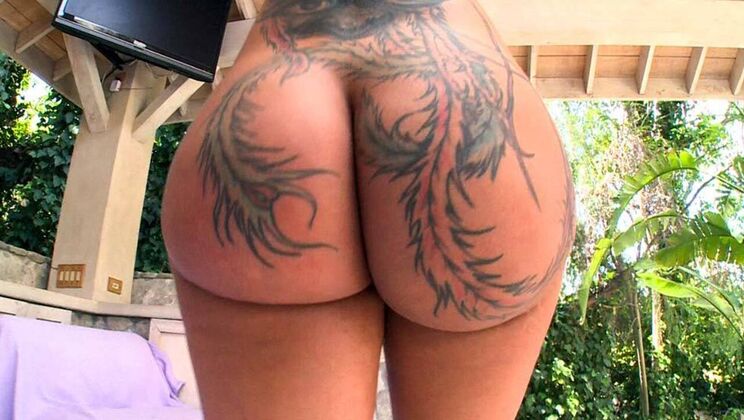 Bella Bellz Big Ass Fucking