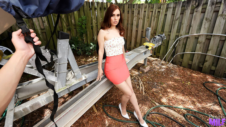 [BrattyMILF] - Stepmom's Facial and Orgasm in a Cowgirl - Kiki Vidis