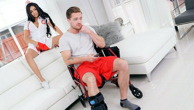 Nurse Sucks Dick in Hospital