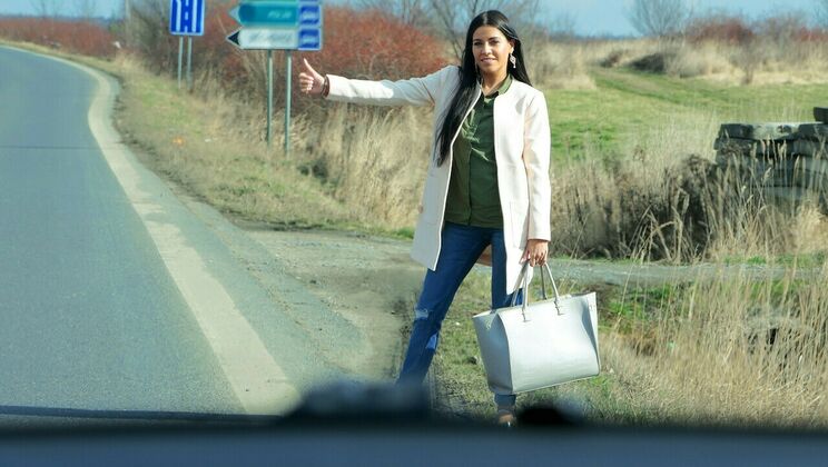 [StrandedTeens] - Eveline Dellai's Stranded Sexy Ride - Eveline Dellai