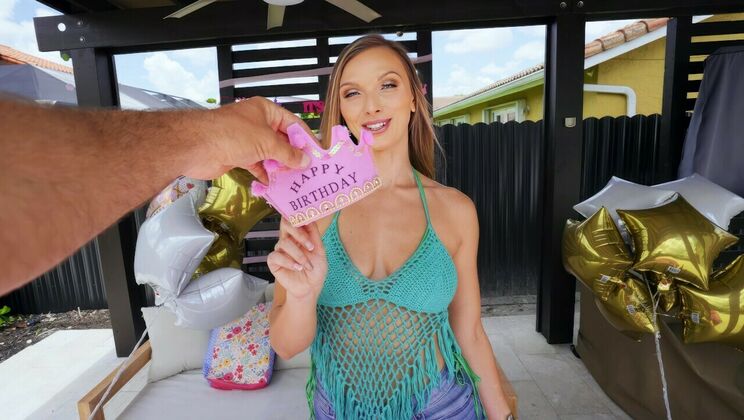 Blowjob Bash with Layna