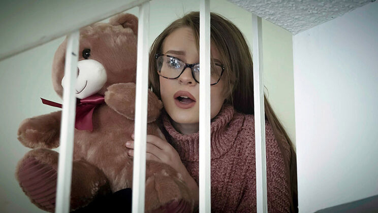 [FosterTapes] - PAWG Stepmom and Teen in a Threesome