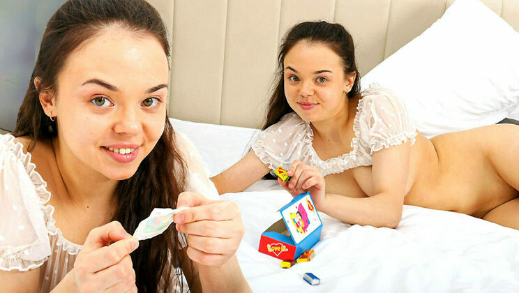 [ClubSweethearts] - Mia Grandy's Clit Pleasure - Natural Tits