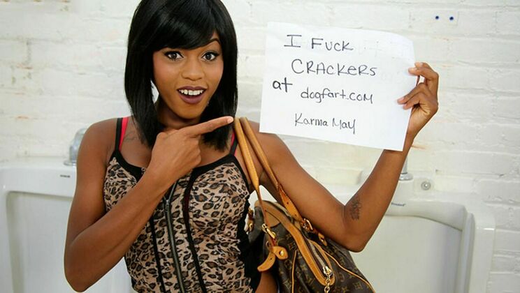 [GloryHoleInitiations] - Facial for Tattooed Ebony Karma May - Karma May