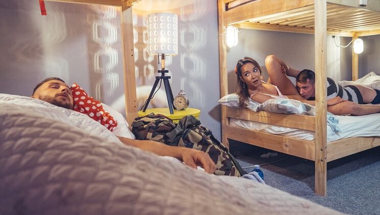 [FakeHostel] - Threesome Ass Fingering and Cum - Sam Bourne - Francys Belle - Jason X