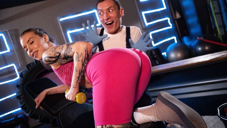 [FitnessRooms] - Charlie Dean's Anal Gym Session