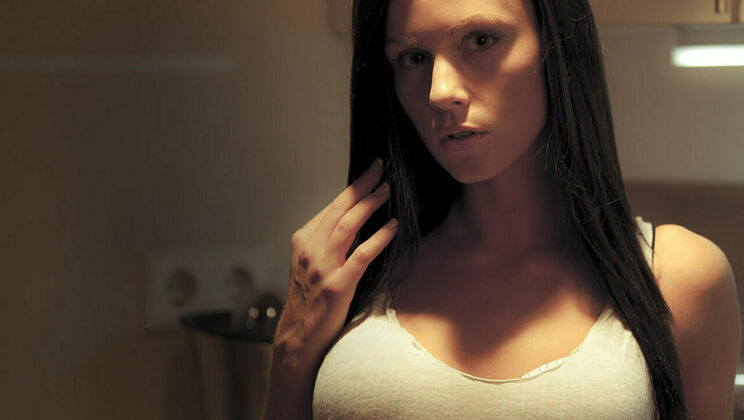 [SexArt] - Beautiful Sex: Whitney Westgate's Distorted Reality