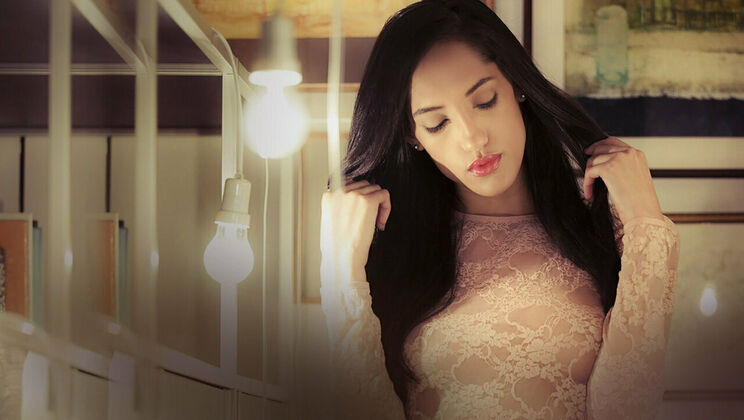 Thong and High Heels: Chloe's Strip