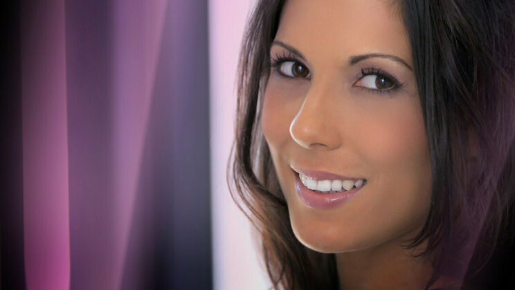 Fingering and Masturbation: Close Up Action