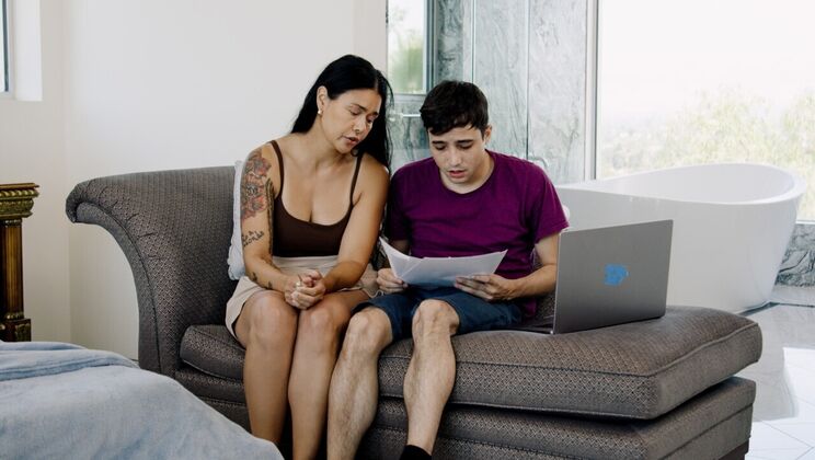 [RealityJunkies] - Stepmom's Dirty Secret: Fucking the Stepson