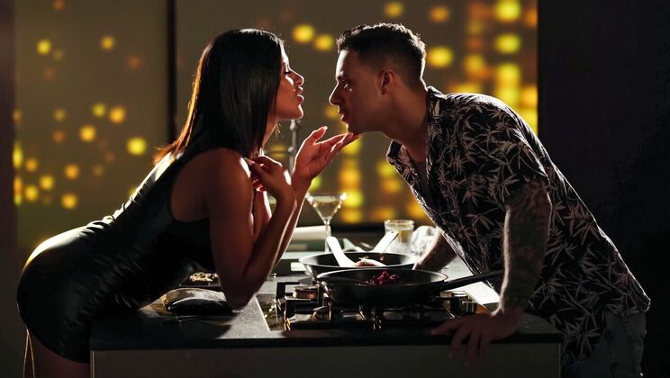 Sheila's Thong Gets Torn Off During Fucking