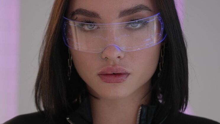 Cyber Shot's Cum Swallowing after Deepthroat