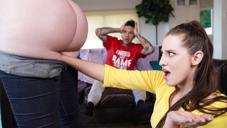 [Brazzers] - Enhanced Body Babe's Double Blowjob