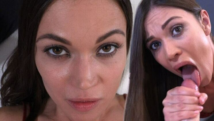 Small Tits MILF Alyssa Reece Gets Creampied