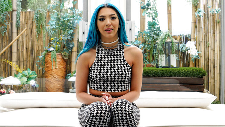 [CastingCouchHD] - Beverly's Deepthroat Talent on Full Display - Beverly