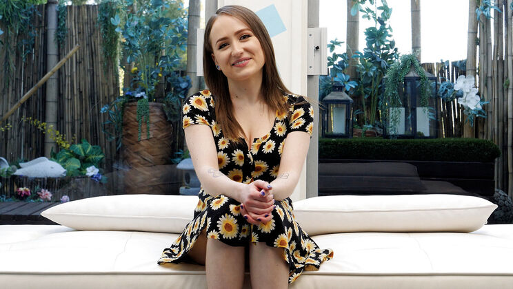 [CastingCouchHD] - Lizzie's Ass Licking Audition - Lizzie