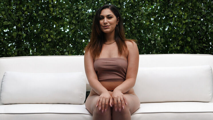 [NetVideoGirls] - Leyla's Audition Blowjob and Cum - Leyla