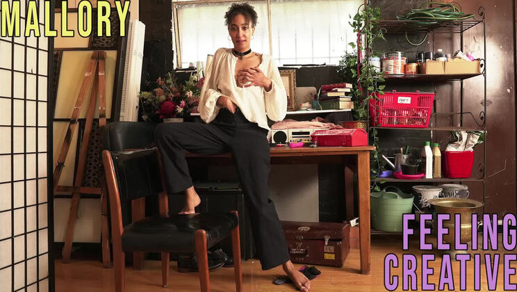 [GirlsOutWest] - Mallory: The Hairy Solo Star - Mallory