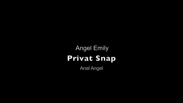 Anal Bliss - Snap into Action with Emily