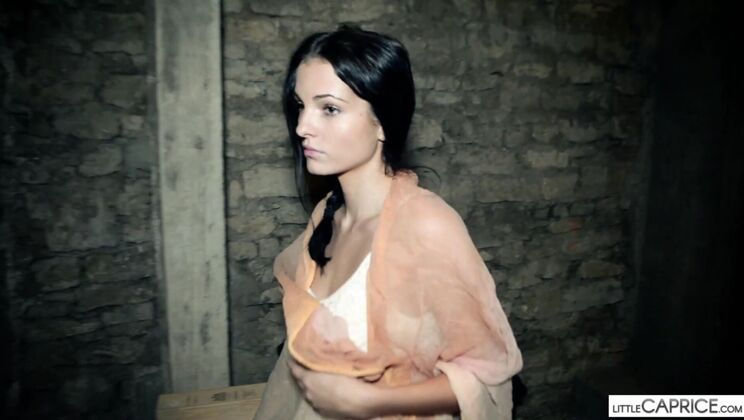 [CapriceDivas] - Sapphira's Natural Assets Shine in Solo Video - Sapphira