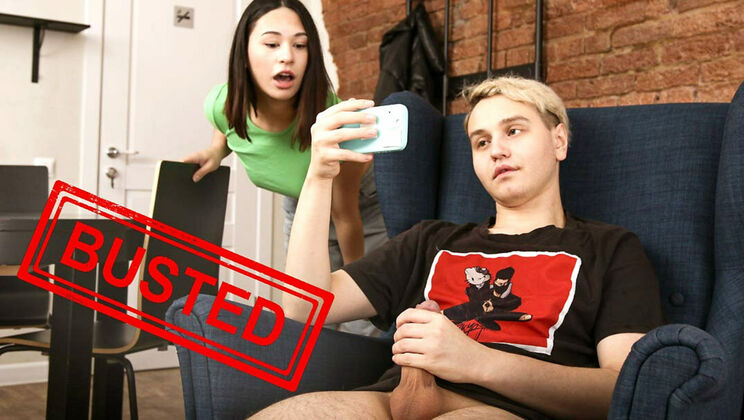 [ClubSweethearts] - Shaved Teen Roxy Muray Catches Me & Takes It Deep - Moon Imp - Roxy Muray