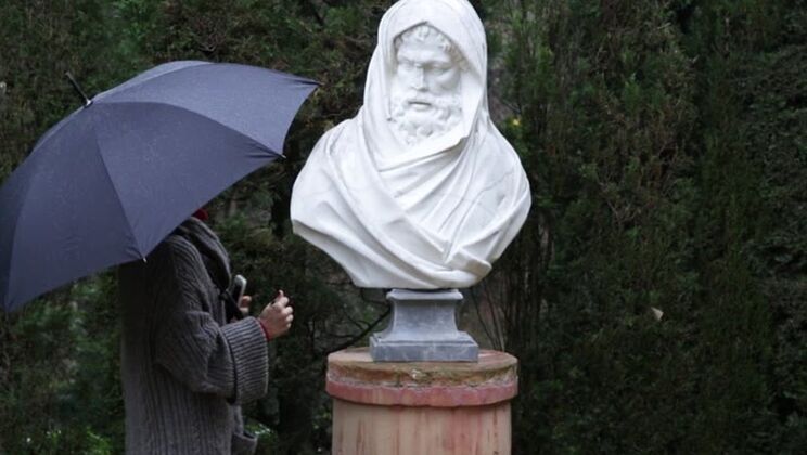 [PornWorld] - Julia Roca in Lingerie Teasing Her Hairy Pussy Outside - Julia Roca - Miguel Zayas