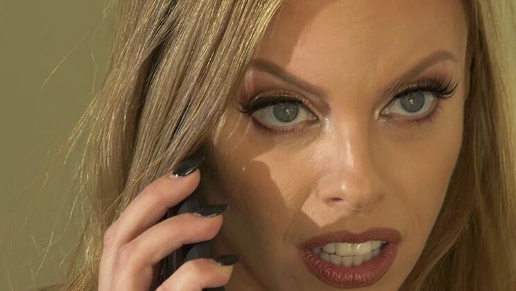 [PornWorld] - Britney Amber's Trimmed Pussy Hair Doesn't Hide Her Desire - Britney Amber - Rion King