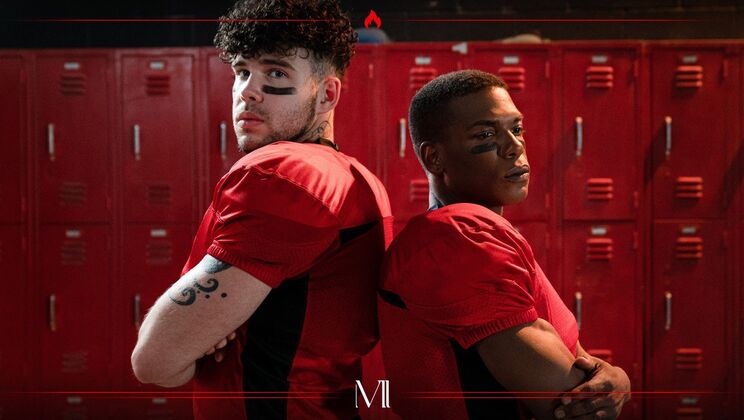 Latina Beauty Takes Huge Cock in Ass