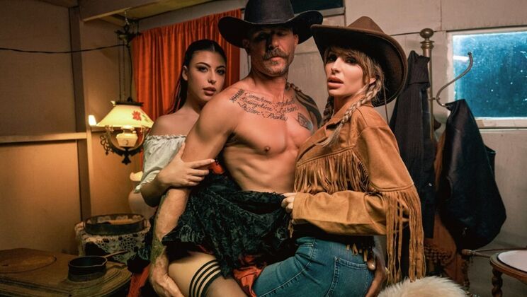 [DigitalPlayground] - Blonde Brunette Threesome - Missionary, Side Fuck & Reverse Cowgirl - Kimmy Granger - Scott Nails - Gal Ritchie